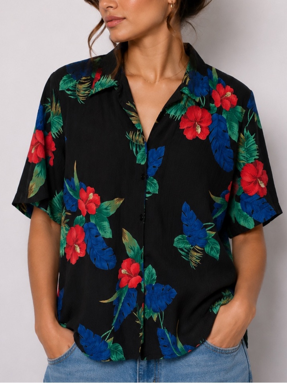 Vintage Hawaiian Alia Shirt Black Floral Button-Down Shirt Flowers Blooms